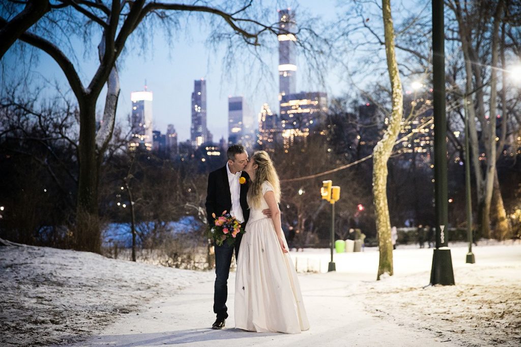 Winter elopement in NYC.