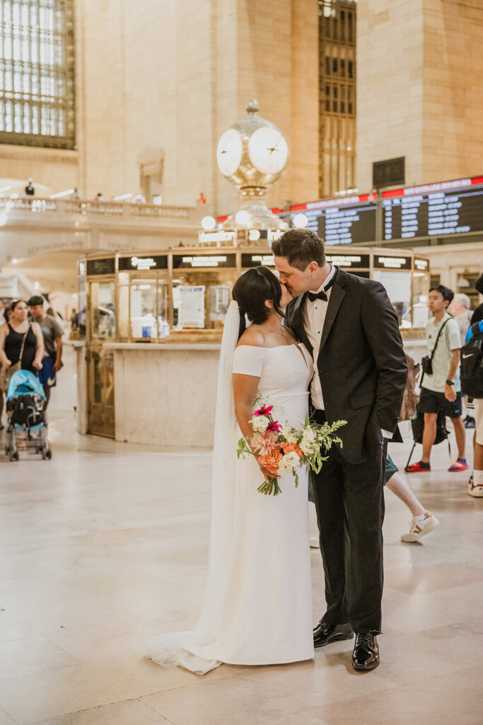 Couple gets married in the Main Concourse of Grand Central Station, NYC.