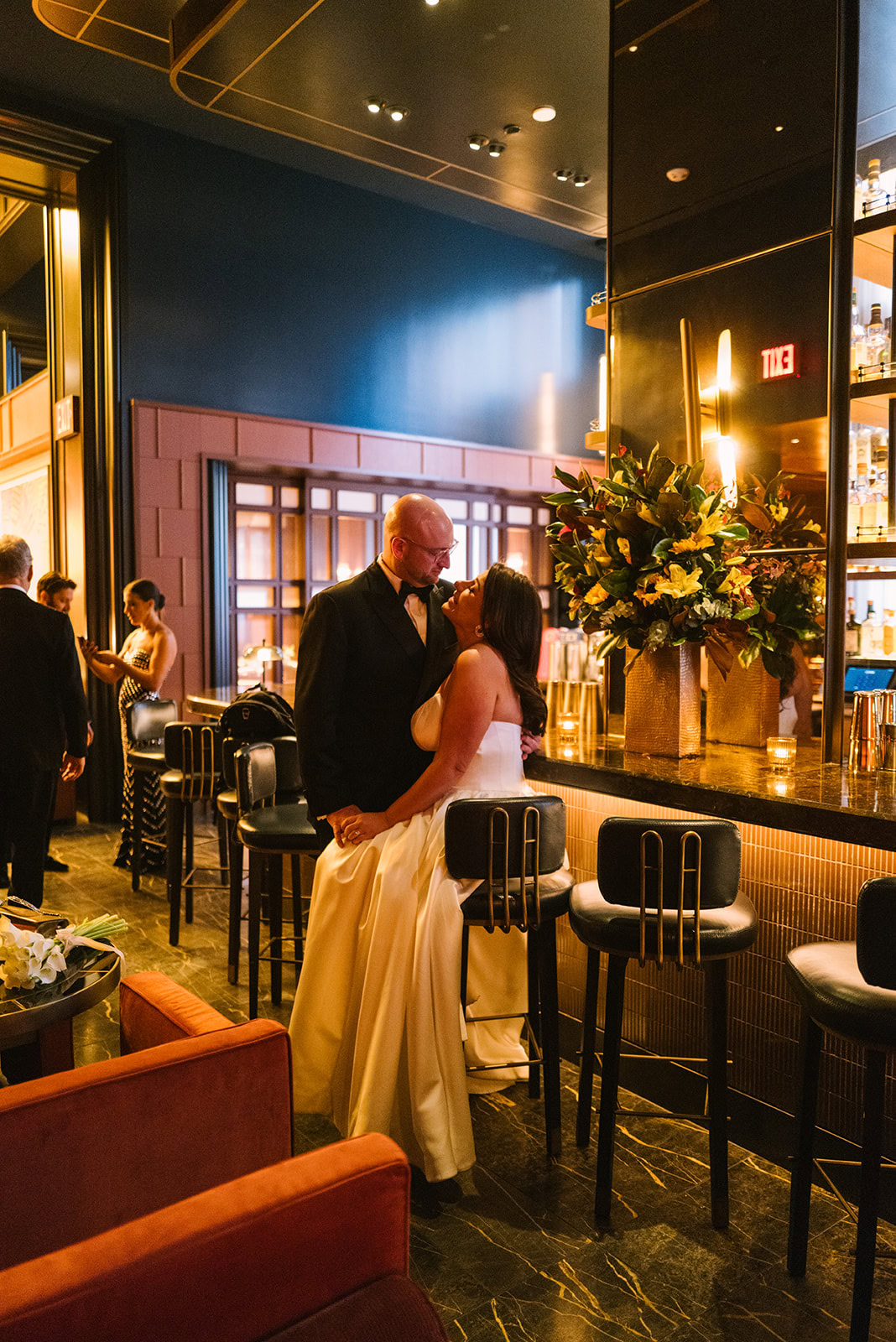 Couple elopes at Le Tête d’Or in NYC.