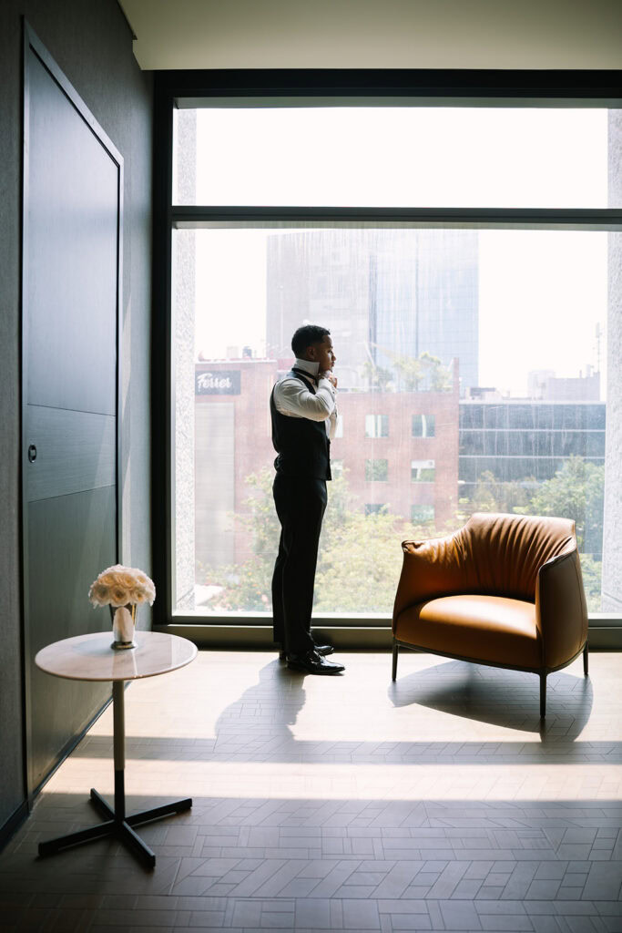 Husband to be gets ready for his CDMX elopement.